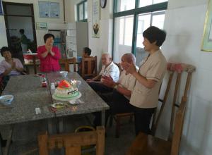 93岁老人生日